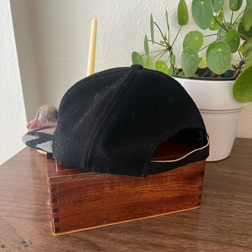 Pendleton wool hat - Picture 3 of 7